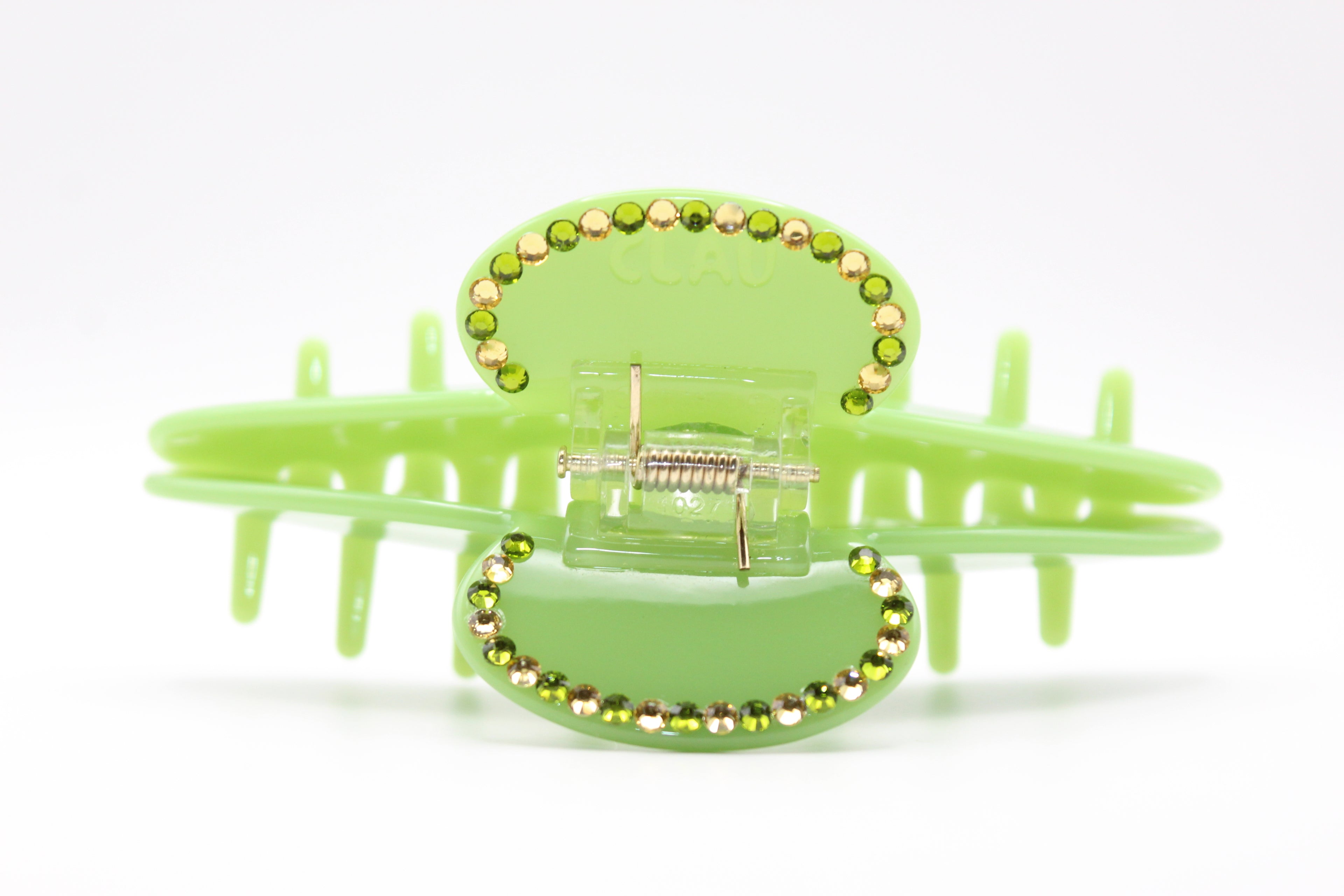 The Matcha Halo Clip
